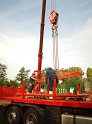 LKW faehrt in den Rhein Langel Hitdorf Faehre P409